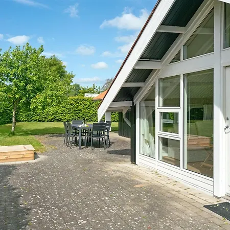 Dea - 850m From The Sea By Interhome * Hejls