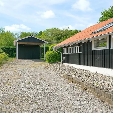Dea - 850m From The Sea By Interhome Hejls